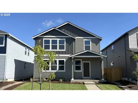 2775 Mallard Ln, Woodburn, OR 97071