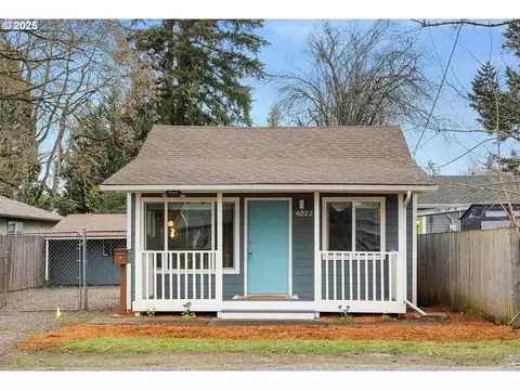 6222 SE Knapp St, Portland, OR 97206