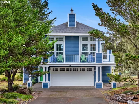 90023 Manion Dr, Warrenton, OR 97146