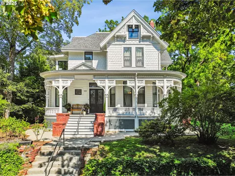 626 SE 16th Ave, Portland, OR 97214