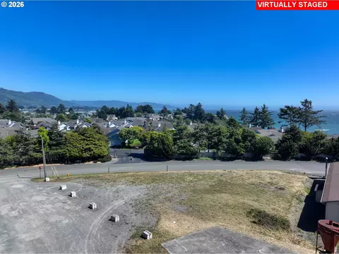 king st, Brookings, OR 97415