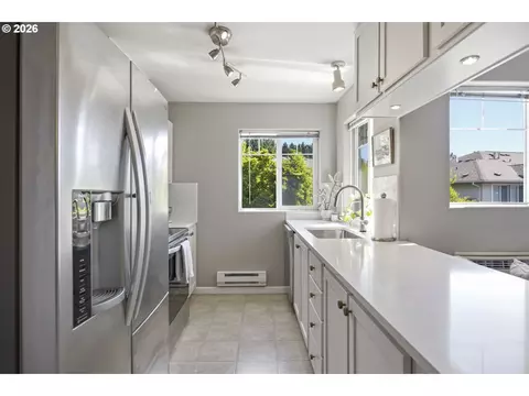 14830 SW Sandhill Loop #203, Beaverton, OR 97007 photo 9