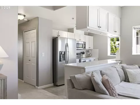 14830 SW Sandhill Loop #203, Beaverton, OR 97007 photo 6
