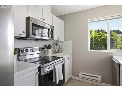 14830 SW Sandhill Loop #203, Beaverton, OR 97007 photo 11