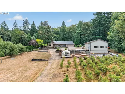 Exterior - 2060 SW Butler Rd, Gresham, OR 97080 photo 3 of 10