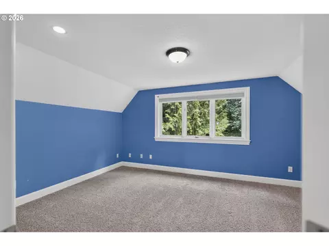 Bedroom - 2060 SW Butler Rd, Gresham, OR 97080 photo 7 of 7