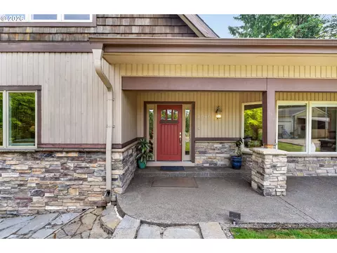 Exterior - 2060 SW Butler Rd, Gresham, OR 97080 photo 6 of 10