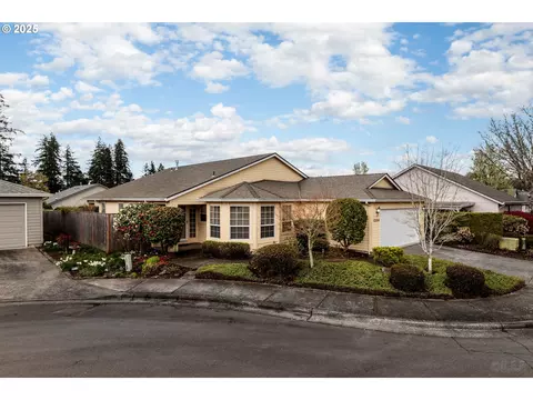 12554 SW Peachvale St, Portland, OR 97224