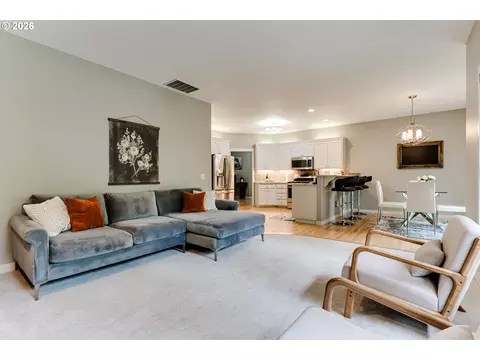 Living - 3320 Saint Thomas St, Eugene, OR 97408 photo 3 of 3