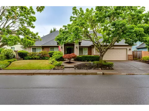 Exterior - 3320 Saint Thomas St, Eugene, OR 97408 photo 1 of 5