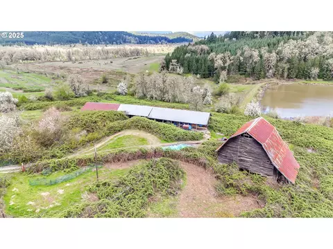 26900 Crow Rd, Eugene, OR 97402 photo 39