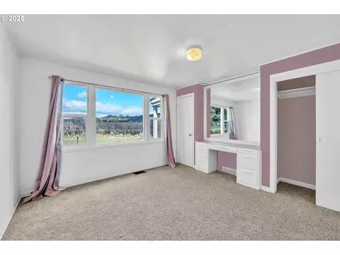 26900 Crow Rd, Eugene, OR 97402 photo 28