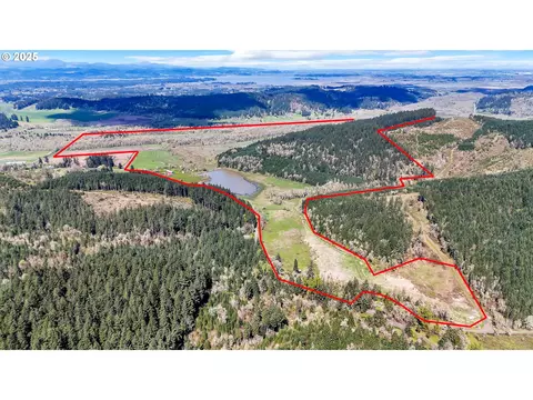 26900 Crow Rd, Eugene, OR 97402 photo 3