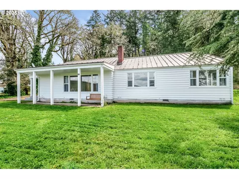 26900 Crow Rd, Eugene, OR 97402 photo 5