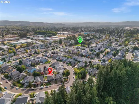 View/Area - 881 N 28th Ave, Cornelius, OR 97113 photo 3 of 4