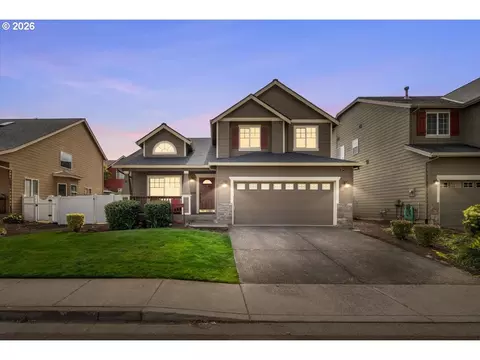 Exterior - 881 N 28th Ave, Cornelius, OR 97113 photo 2 of 7