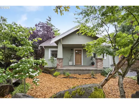 7033 SE 77th Ave, Portland, OR 97206