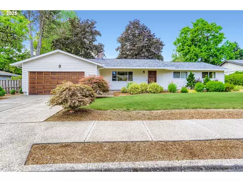 4617 NW Imnaha Ct, Portland, OR 97229