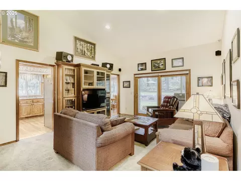 Living - 23320 SE Bornstedt Rd, Sandy, OR 97055 photo 5 of 6