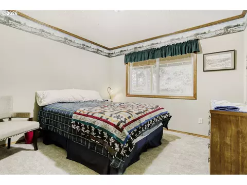 Bedroom - 23320 SE Bornstedt Rd, Sandy, OR 97055 photo 6 of 6