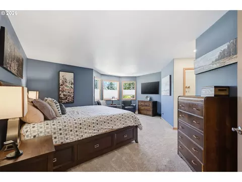 Bedroom - 1894 W 27th Pl, Eugene, OR 97405 photo 1 of 3