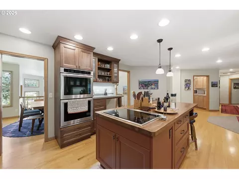 Kitchen - 1894 W 27th Pl, Eugene, OR 97405 photo 1 of 5