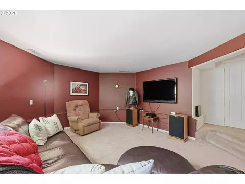 Other - 1894 W 27th Pl, Eugene, OR 97405 photo 8 of 11