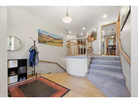 Entry Way - 1894 W 27th Pl, Eugene, OR 97405 photo 3 of 5
