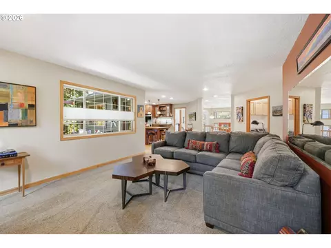 Living - 1894 W 27th Pl, Eugene, OR 97405 photo 4 of 5