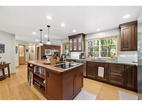 Kitchen - 1894 W 27th Pl, Eugene, OR 97405 photo 4 of 5
