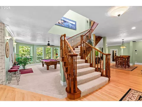 Entry Way - 785 E 44th Ave, Eugene, OR 97405 photo 1 of 5