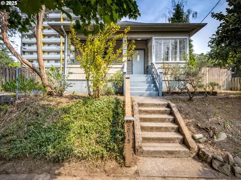 8815 N Willamette Blvd, Portland, OR 97203