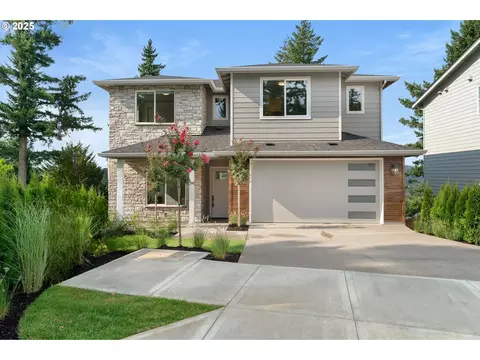 2285 Satter St, West Linn, OR 97068