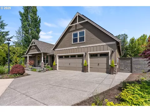 11207 SW Maypark Ct, Portland, OR 97225