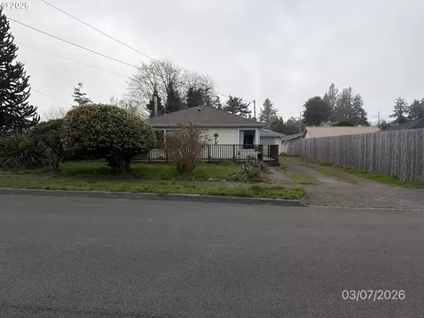 456 N Cammann St, Coos Bay, OR 97420