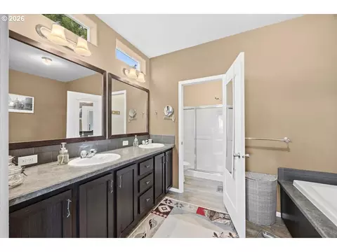 162 Robert Ave, Glide, OR 97443 photo 16