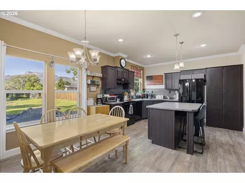 162 Robert Ave, Glide, OR 97443 photo 7