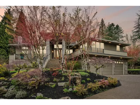 Exterior - 281 SE 41st Ct, Gresham, OR 97080 photo 11 of 12