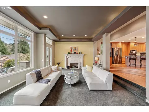 Living - 281 SE 41st Ct, Gresham, OR 97080 photo 1 of 4