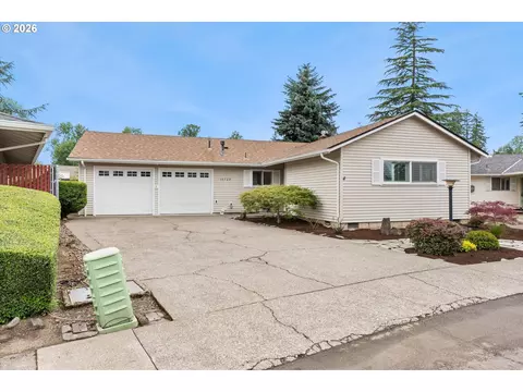 16720 SW 124th Ave, King City, OR 97224