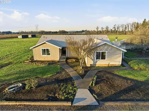 8949 S Gribble Rd, Canby, OR 97013