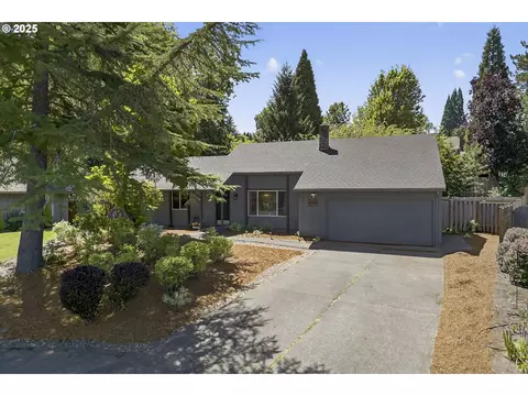 4755 NW Shaniko Ct, Portland, OR 97229