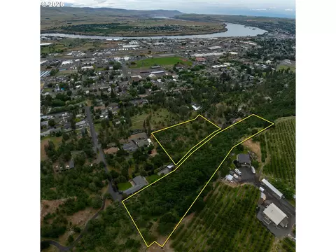 W 16th, The Dalles, OR 97058