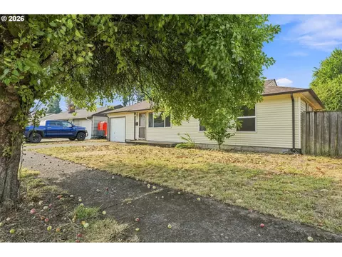 Other - 1219 Pleasant St, Springfield, OR 97477 photo 4 of 8