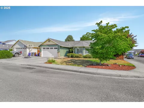 205 Probe St, Molalla, OR 97038