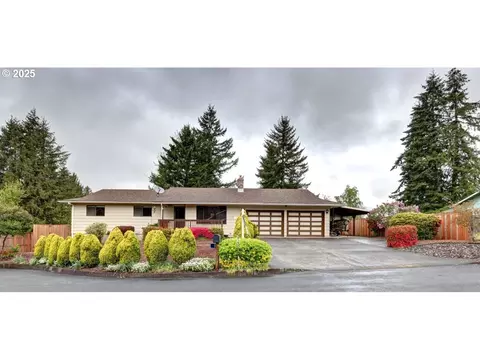 41951 Wickiup Terrace Ln, Astoria, OR 97103