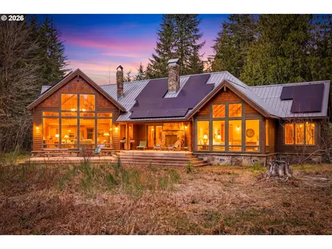 Exterior - 20680 E Glacier View Rd, Rhododendron, OR 97049 photo 7 of 11