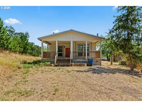 1623 Lower Crest Rd, Oakland, OR 97462