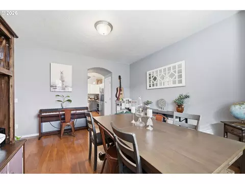 Dining - 3717 Riviera, Eugene, OR 97402 photo 3 of 3