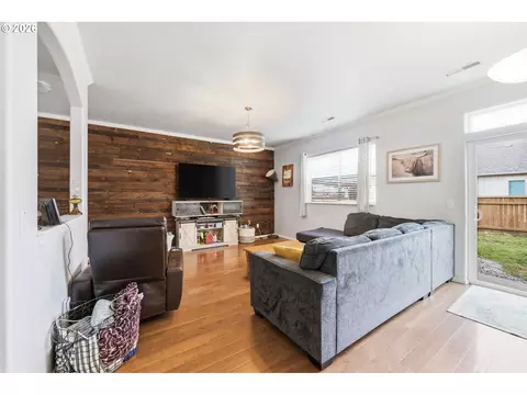 Living - 3717 Riviera, Eugene, OR 97402 photo 1 of 3